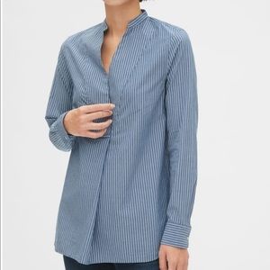 Gap Split Neck Popover Tunic
